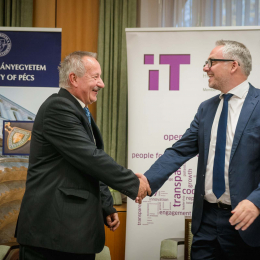 Stratégiai együttműködés a PTE és az ITSH között